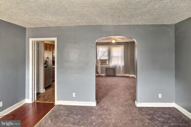 3924 Flowerton Rd, Baltimore, MD 21229 - photo 5