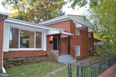 200 46th St NE, Washington, DC 20019 - photo 2