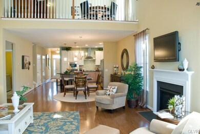 4633 Founders Dr unit 27, Center Valley, PA 18034 - photo 3