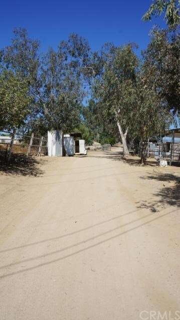 Road up to house