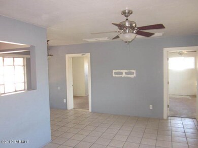 5033 E 18th St, Tucson, AZ 85711 - photo 4