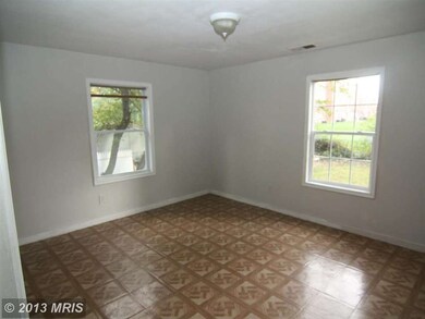 1303 Quebec St, Hyattsville, MD 20783 - photo 5