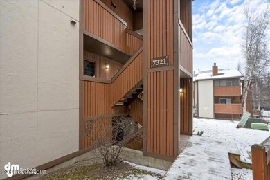 03-Front Exterior_SLS_-2363