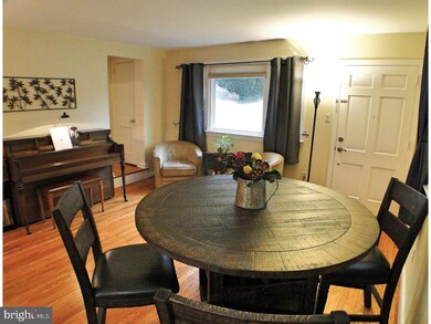 53 Fahnestock Rd, Malvern, PA 19355 - photo 4