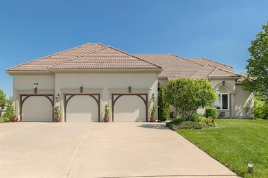 5821 Constance St, Shawnee, KS 66216 - photo 2