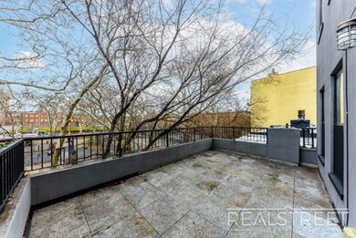 645 Knickerbocker Ave unit 3, Brooklyn, NY 11221 - photo 6