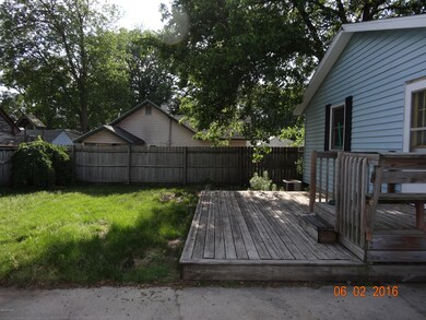 120 Frontenac 036