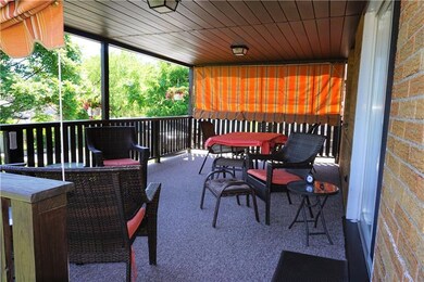 629 Pikeview Dr, Pittsburgh, PA 15239 - photo 4