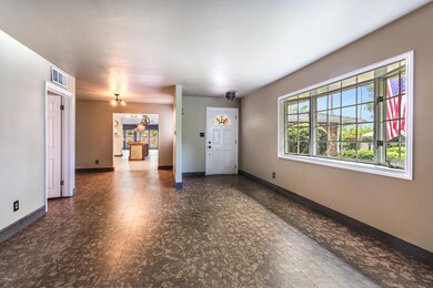 Formal Living Rm W/Picture Window