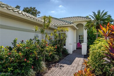 817 Vistana Cir, Naples, FL 34119 - photo 3
