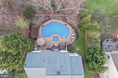 21514 Tithables Cir, Broadlands, VA 20148 - photo 2