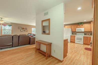 5995 Section Line Rd, Dodgeville, WI 53533 - photo 6