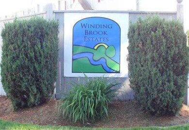 74 Tennis Plaza Rd unit 37, Dracut, MA 01826 - photo 3