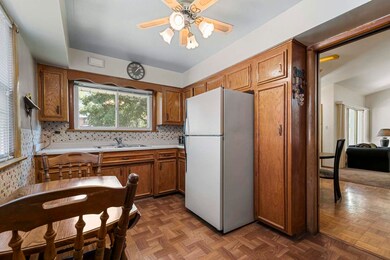 912 Westchester Blvd, Westchester, IL 60154 - photo 7