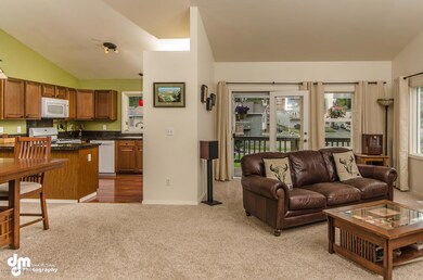 3910 Image Dr Anchorage AK-large-014-Liv