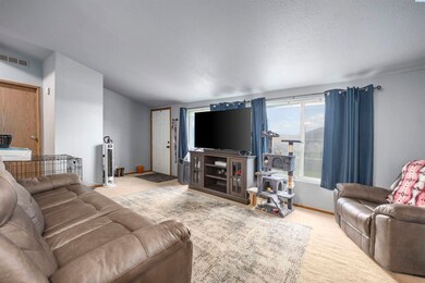 411 N Ephrata Ave, Connell, WA 99326 - photo 4