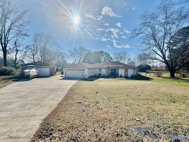 104 Beatrice Ln, Harvest, AL 35749 - photo 2