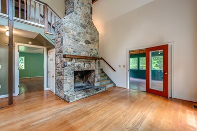 392 Mercer Rd, Linden, TN 37096 - photo 6