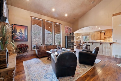 Listing_376195_Photo_3