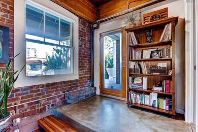 304 W Roosevelt 101 Phoenix AZ-large-004