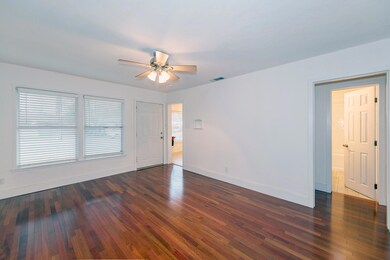 Livingroom 3