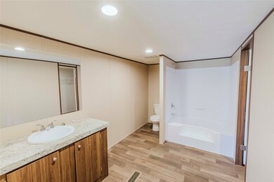 424 Brazos Mountain Dr, Weatherford, TX 76087 - photo 5