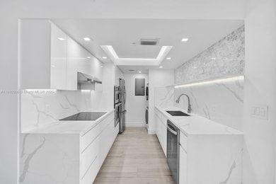 Yacht Club at Portofino unit 1907, Miami Beach, FL 33139 - photo 3