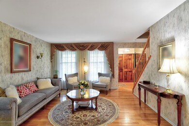 03-Living Room
