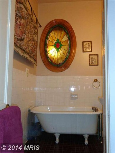 112 E 3rd St, Waynesboro, PA 17268 - photo 3