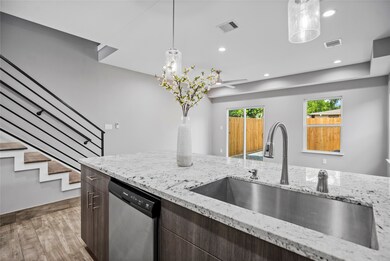 3923 Yale St unit B, Houston, TX 77018 - photo 7