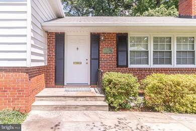 606 Abbott Ln, Falls Church, VA 22046 - photo 6