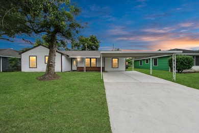 Charming single-story home with a welcoming front