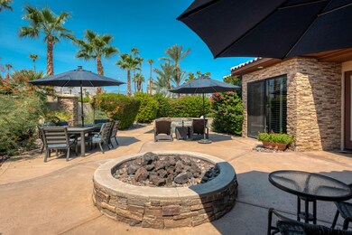 20 Via Palmira - Front Courtyard Firepit