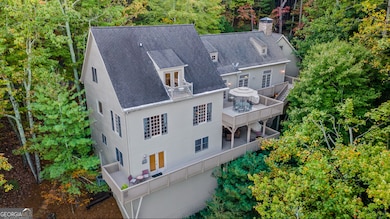 Stunning Villa on Lake Petit