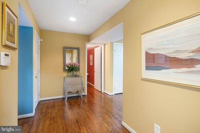 138 Montrose Ave unit 52, Bryn Mawr, PA 19010 - photo 4