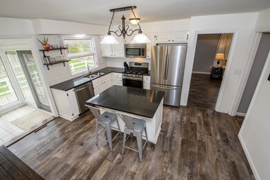 18820 Pawnee Ln, South Bend, IN 46637 - photo 4