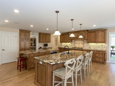 3570 Timberline Dr NE, Cedar Rapids, IA 52402 - photo 6