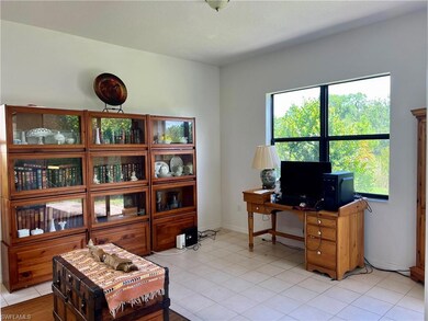 Family area/home office