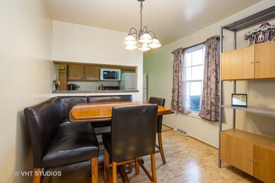 438 James Ct unit A, Glendale Heights, IL 60139 - photo 2