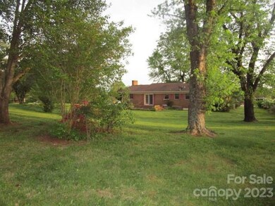 143 Jenkins Rd, Statesville, NC 28625 - photo 7