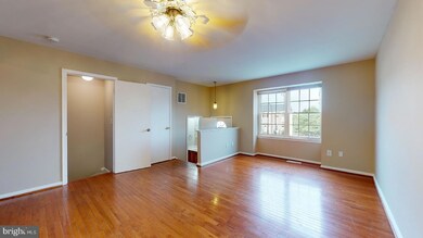 1952 Winslow Ct, Woodbridge, VA 22191 - photo 6