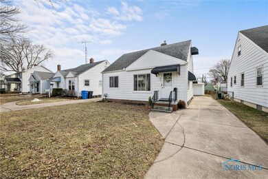 611 Southover Rd, Toledo, OH 43612 - photo 3