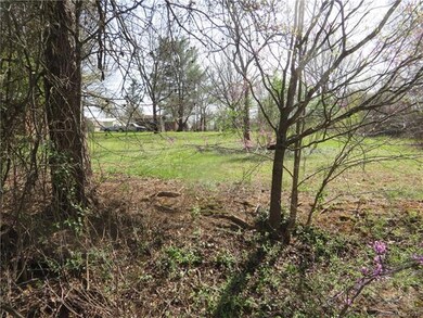 222 E Edison Dr unit 806, Statesville, NC 28625 - photo 2