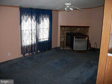 150 English Muffin Ct, Berkeley Springs, WV 25411 - photo 7