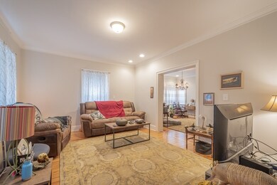 316 Beacon St unit 1, Somerville, MA 02143 - photo 3