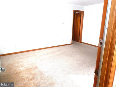 505 E Highland Ave unit 7, Wilmington, DE 19804 - photo 2