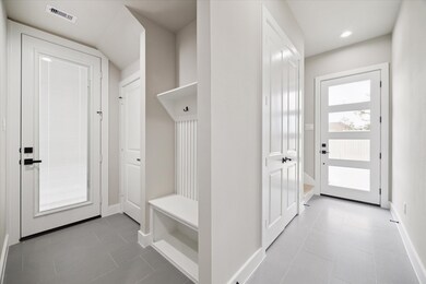 5827 Mansfield St, Houston, TX 77091 - photo 2