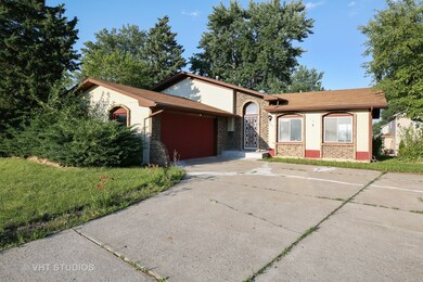 602 Clover Ln, University Park, IL 60484 - photo 2