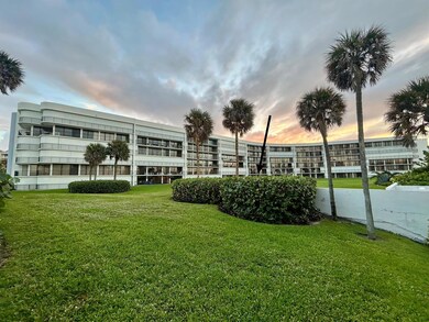 1300 S 1300 S A1a unit 209, Jupiter, FL 33477 - photo 2