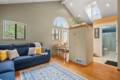 56856 Enterprise Dr unit A2, Sunriver, OR 97707 - photo 4